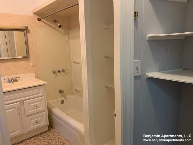 547 Broadway, South Medford