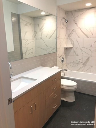 163 Newbury St, Back Bay