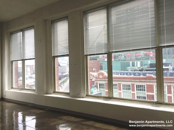 61 Brookline Ave, Fenway