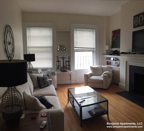 470 Beacon St, Back Bay