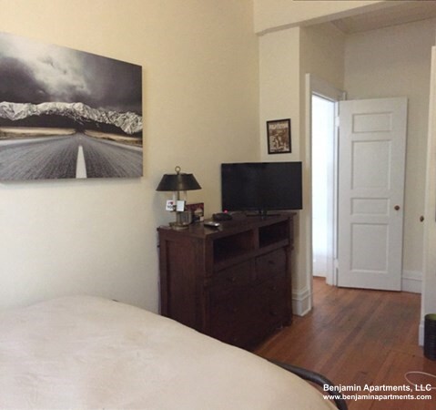 470 Beacon St, Back Bay