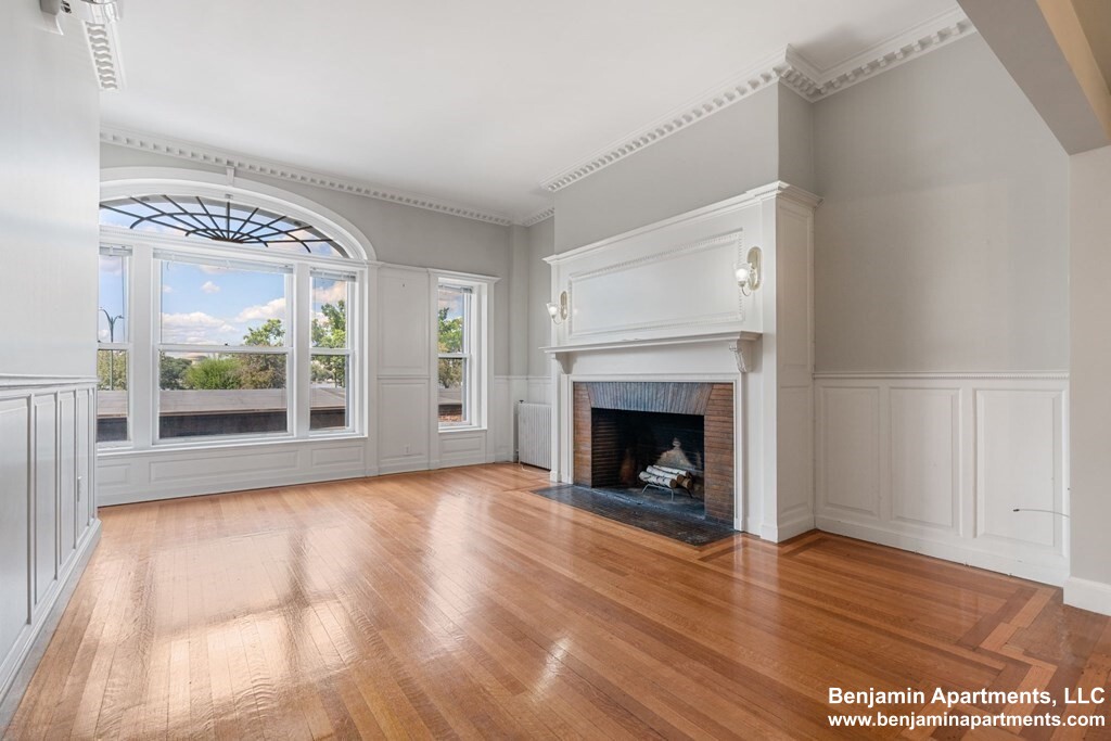 470 Beacon St, Back Bay