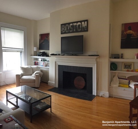 470 Beacon St, Back Bay