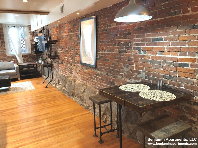 19 Branch St, Beacon Hill