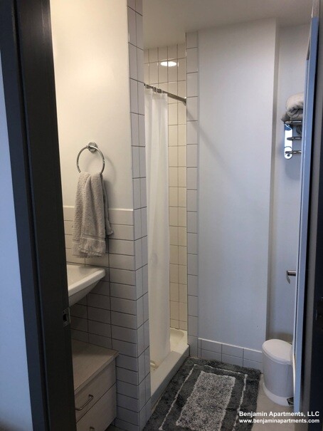 144 Bowdoin St, Beacon Hill