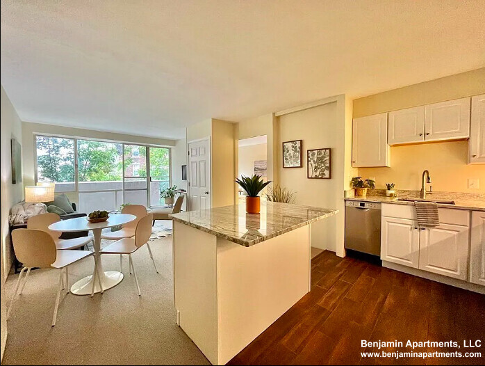 26 Concord Ave, Harvard Square