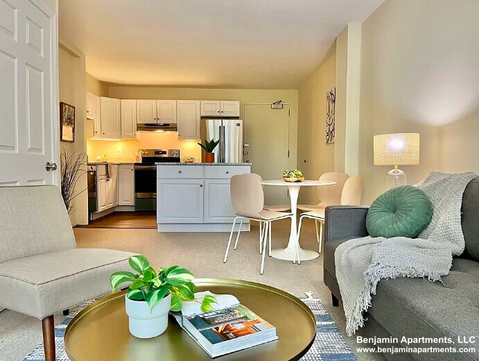 26 Concord Ave, Harvard Square