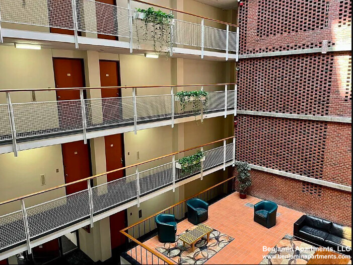 26 Concord Ave, Harvard Square