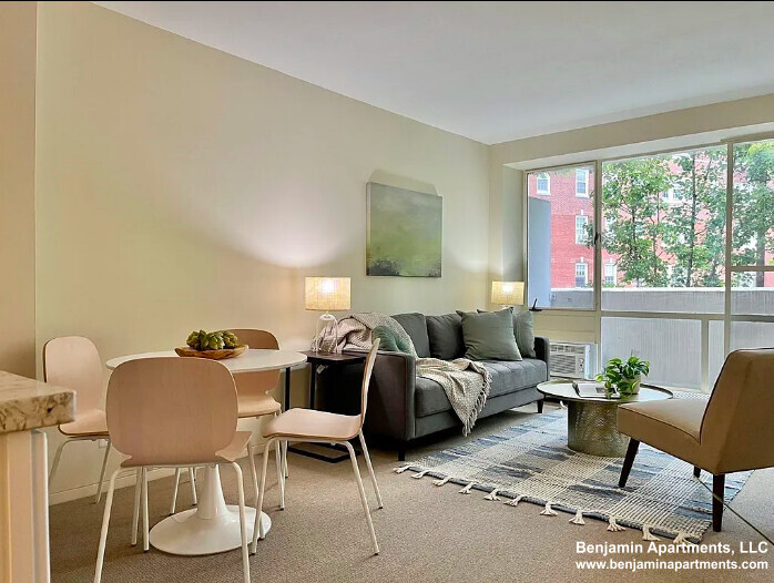 26 Concord Ave, Harvard Square