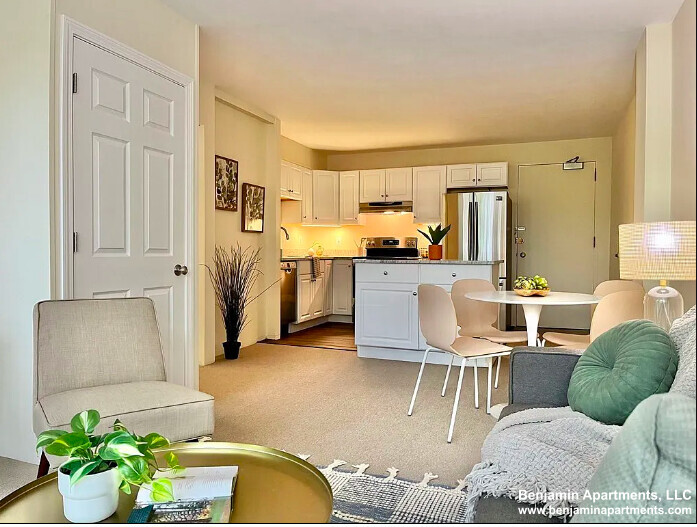 26 Concord Ave, Harvard Square