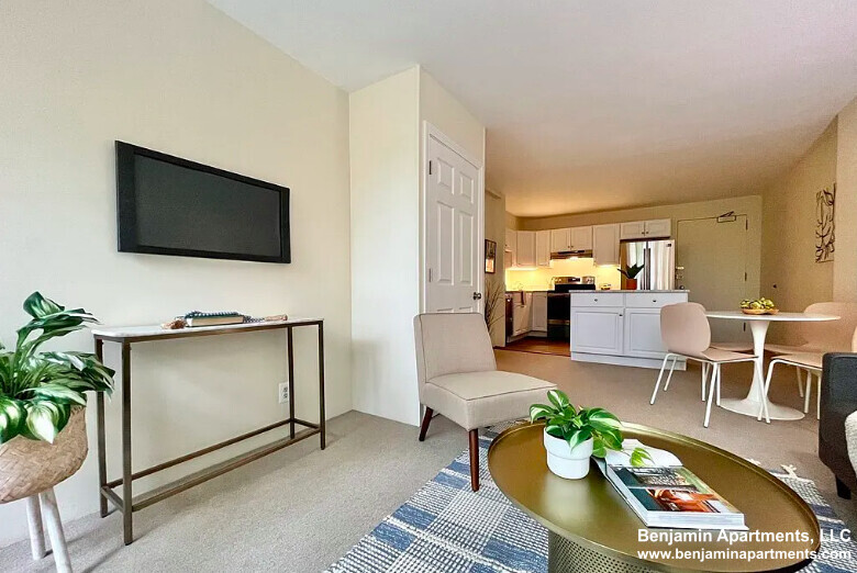 26 Concord Ave, Harvard Square