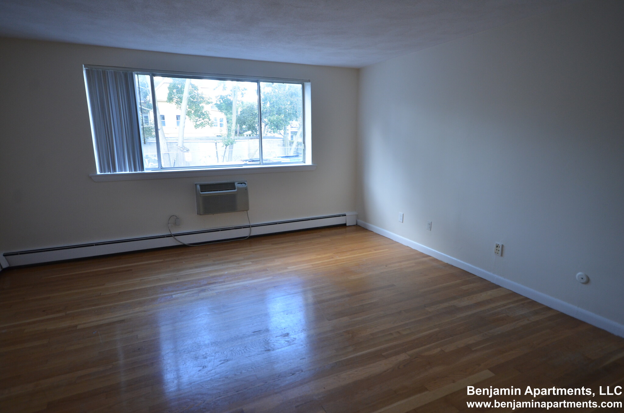 88 Gardner St, Allston