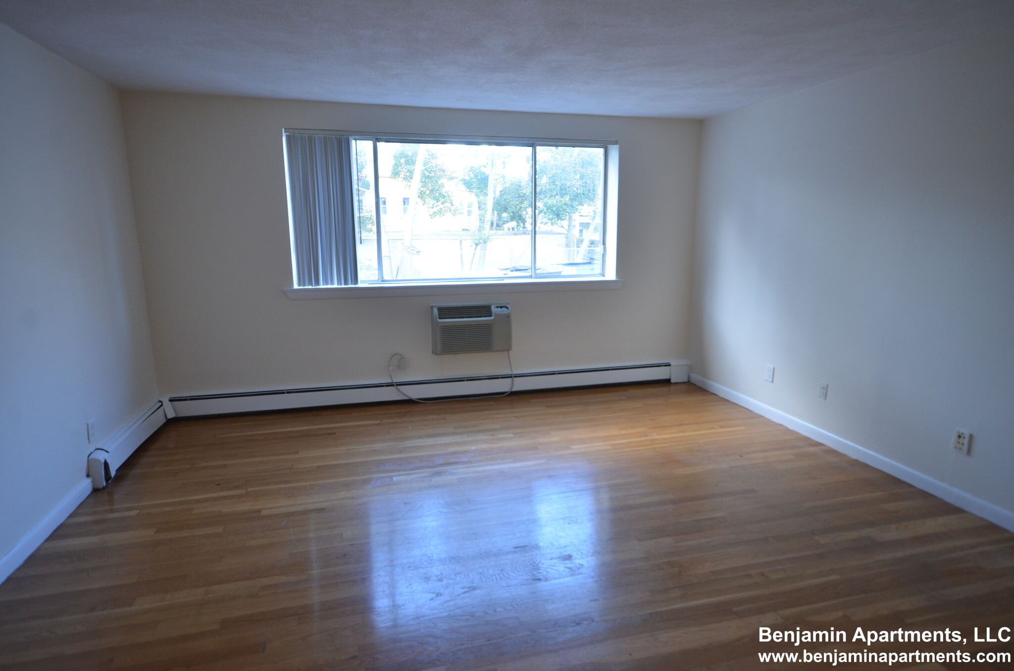 88 Gardner St, Allston