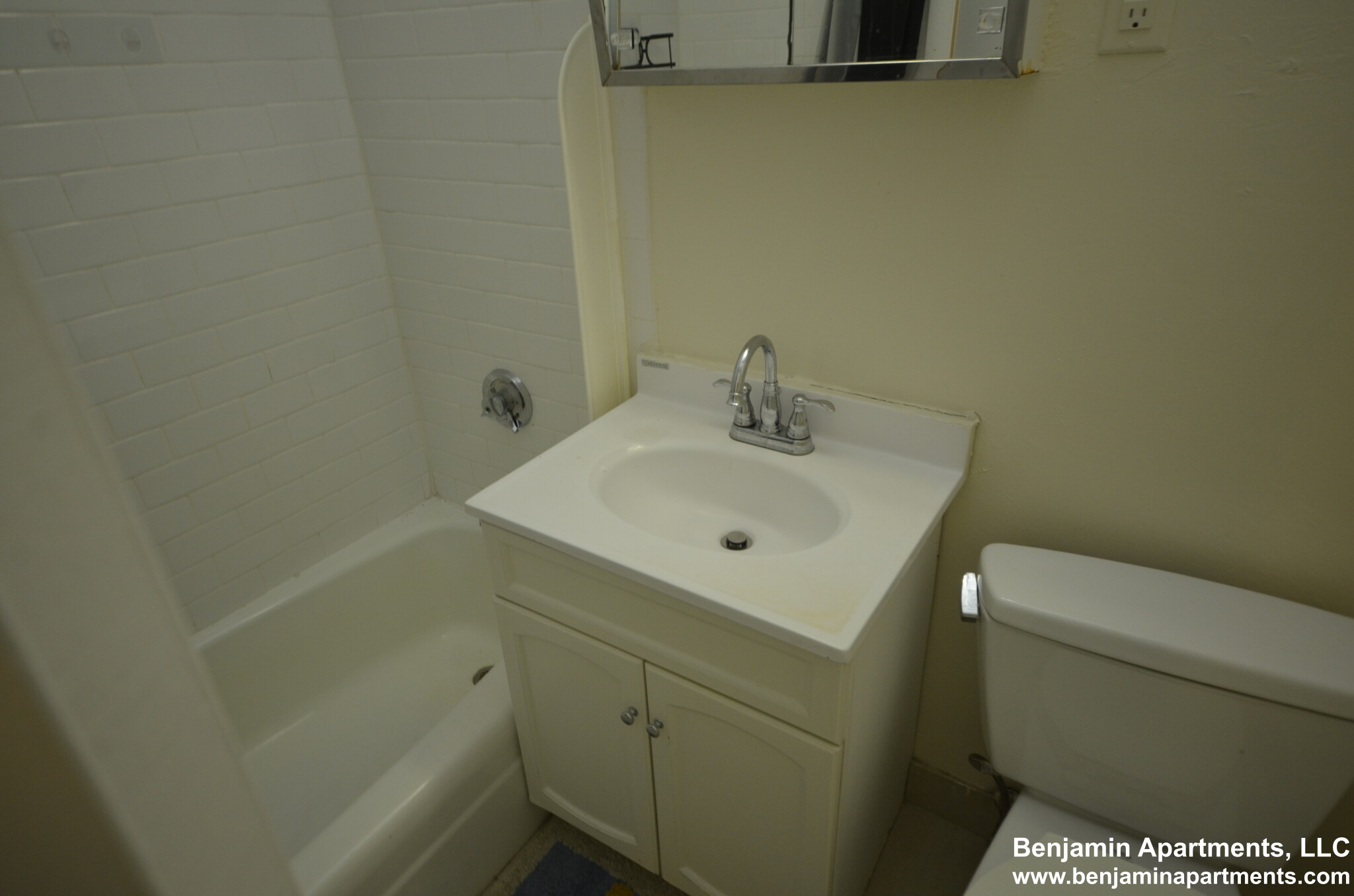 88 Gardner St, Allston