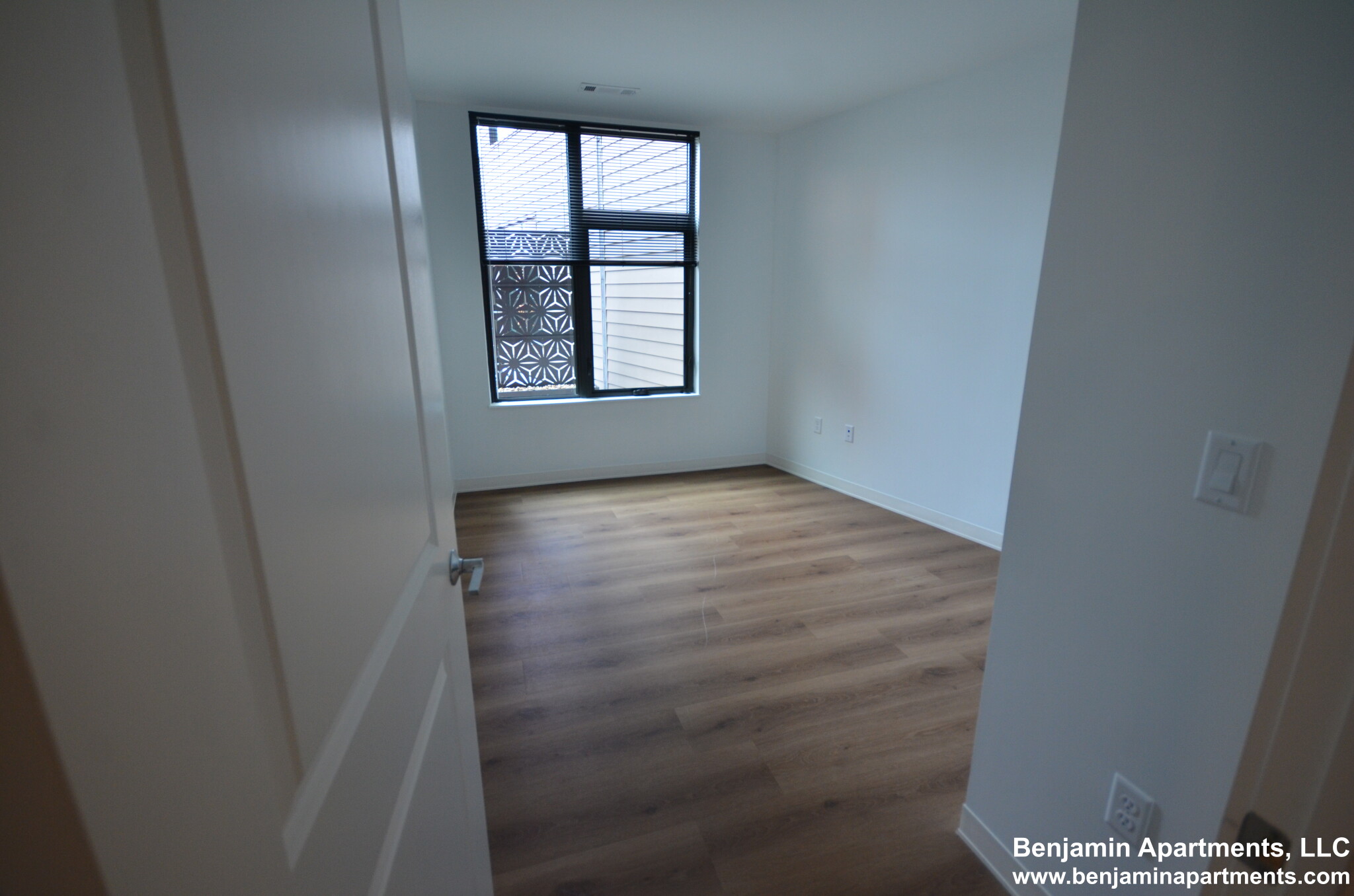 89 Brighton Ave, Allston