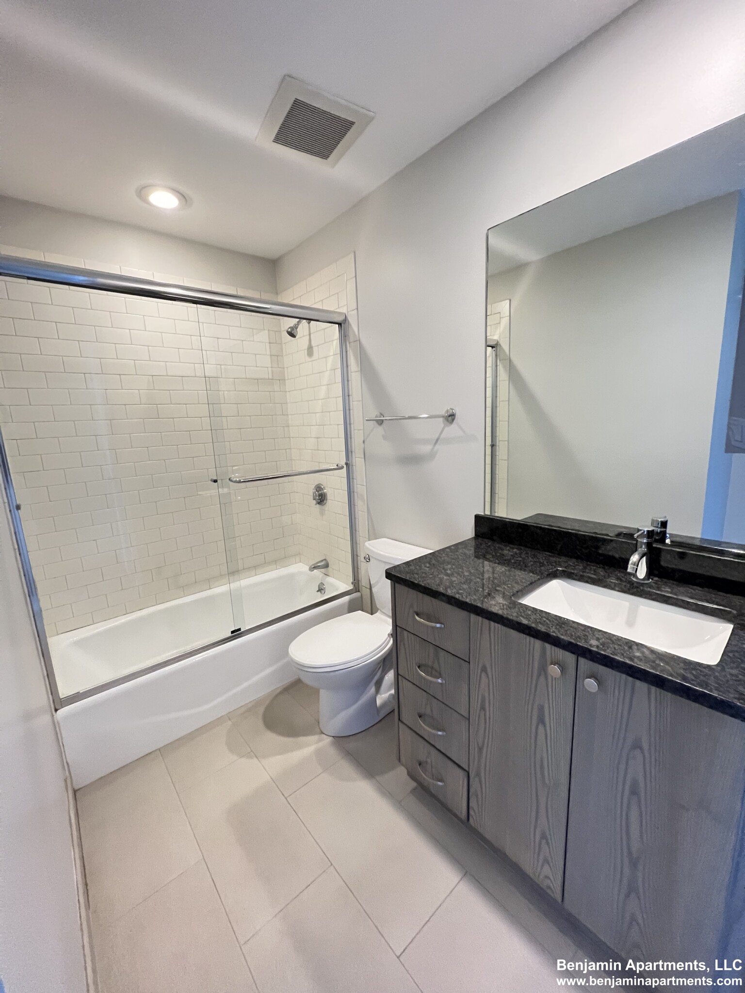 460 Harrison Ave, South End