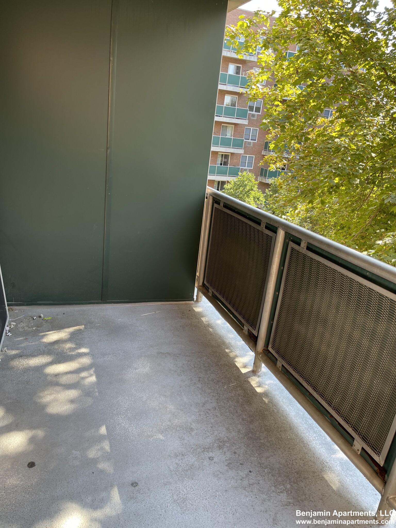 185 Freeman St, Coolidge Corner