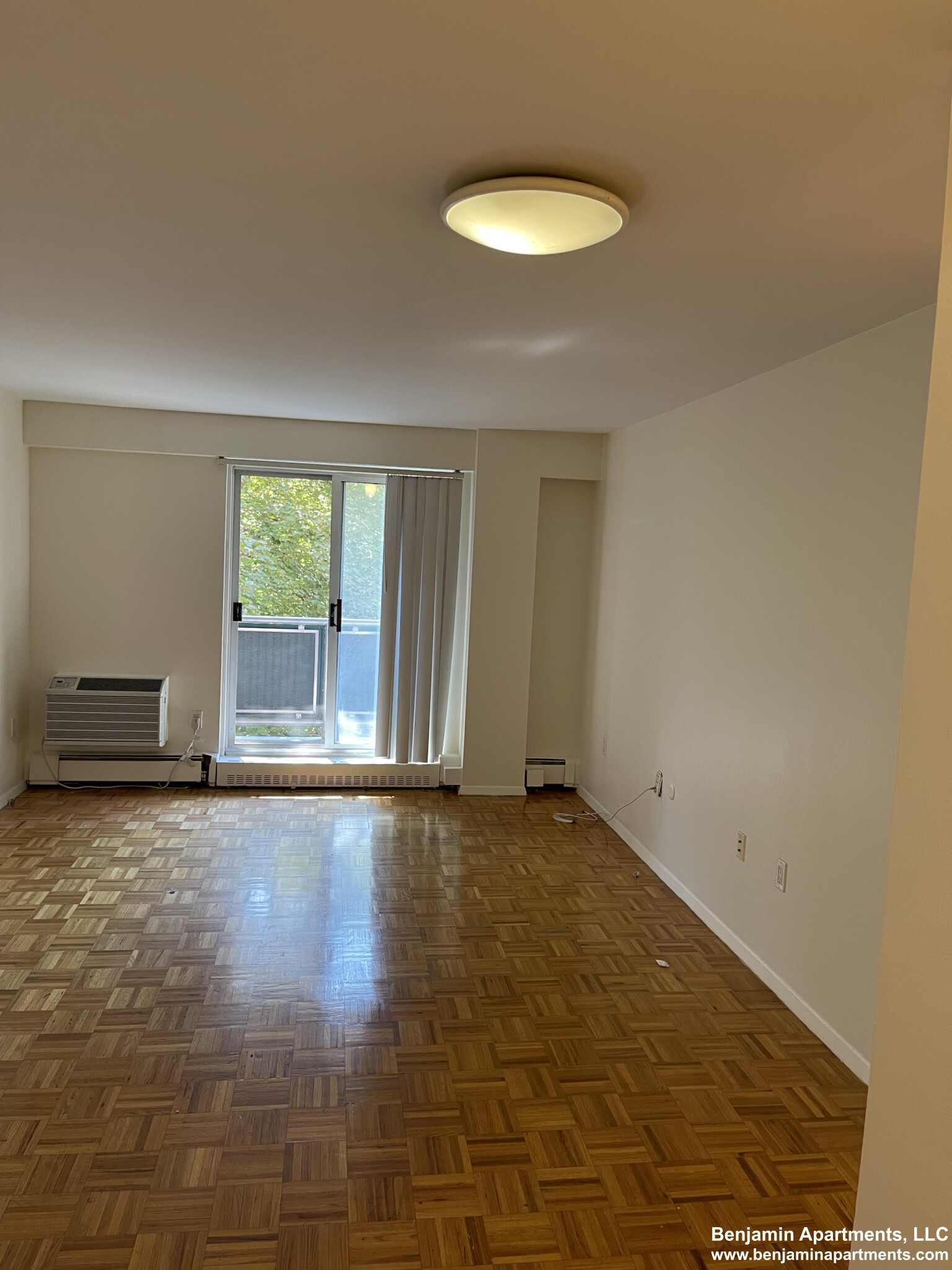 185 Freeman St, Coolidge Corner