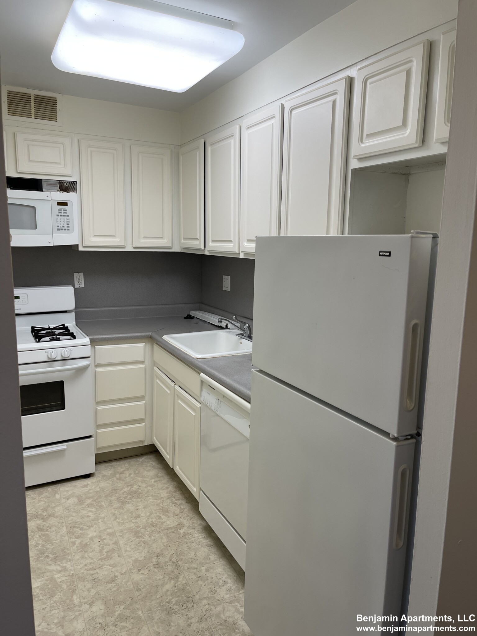 185 Freeman St, Coolidge Corner