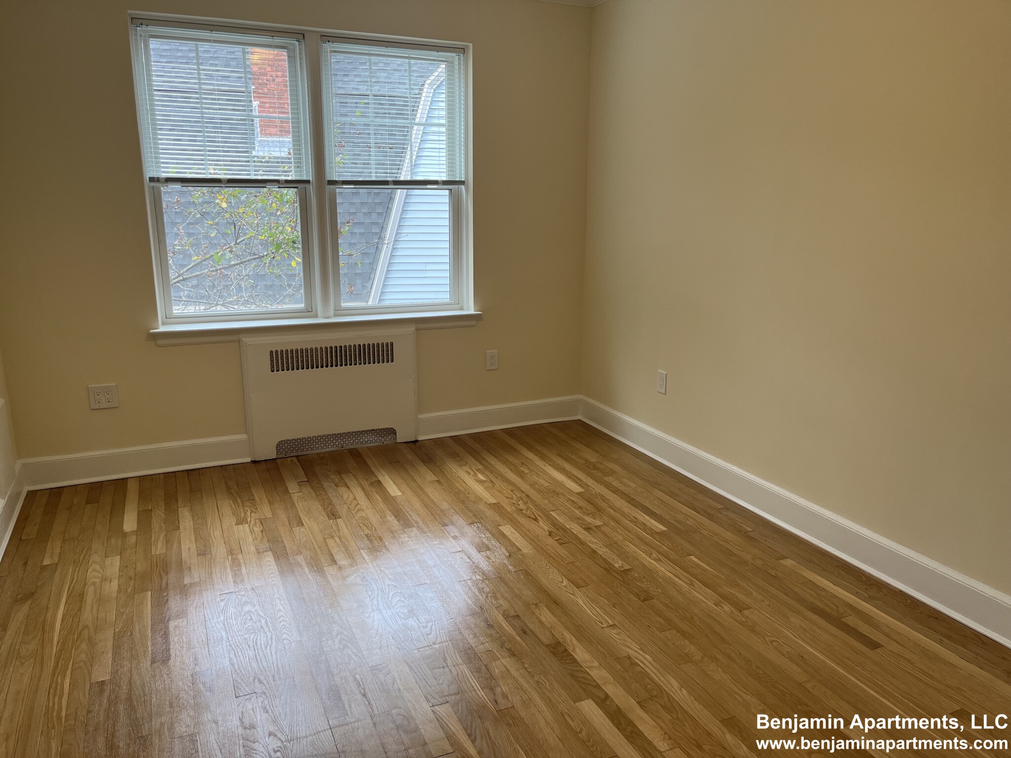 75 Kilsyth Rd, Brighton