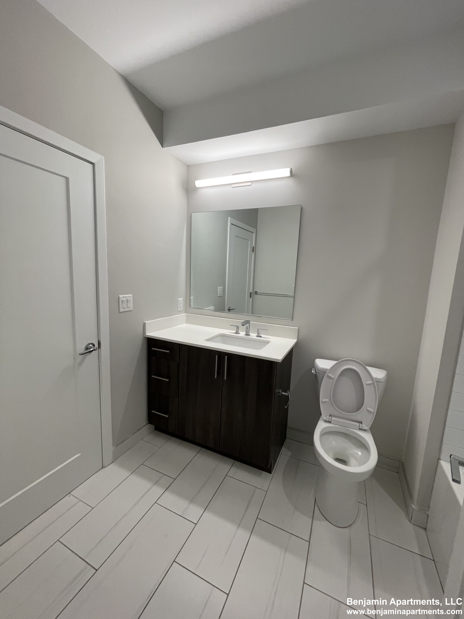 23 Bridge, Quincy Center