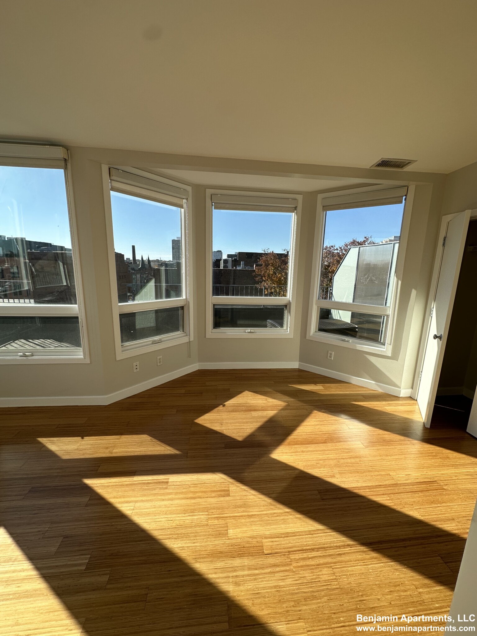 557 Columbus Ave, South End