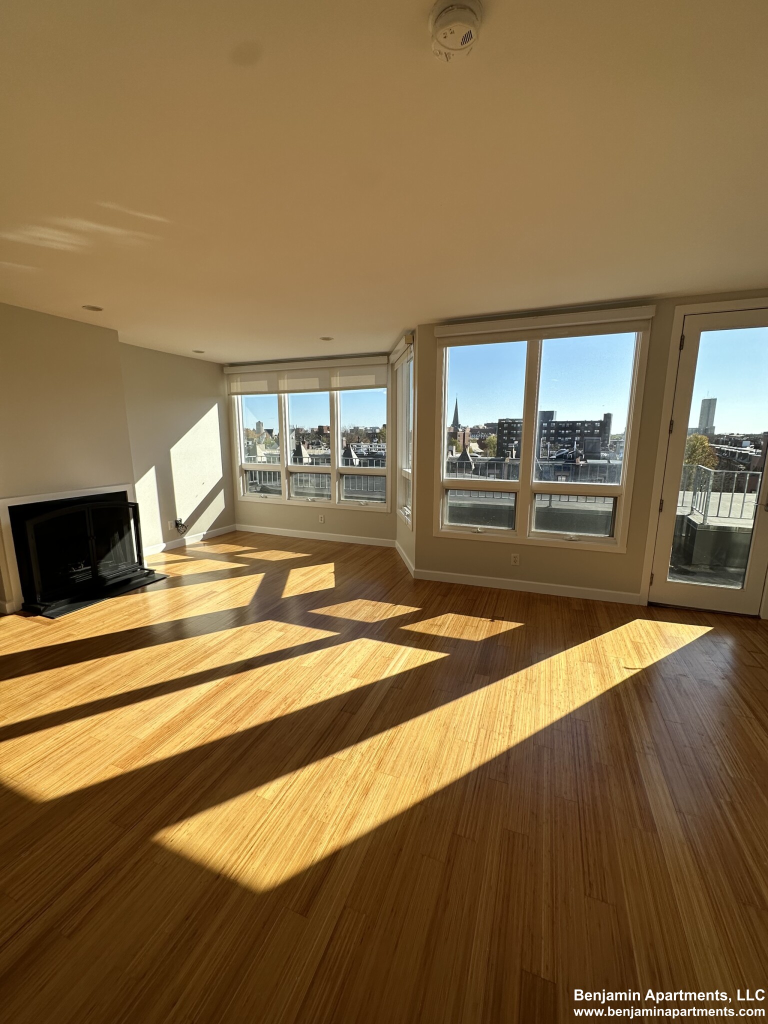 557 Columbus Ave, South End