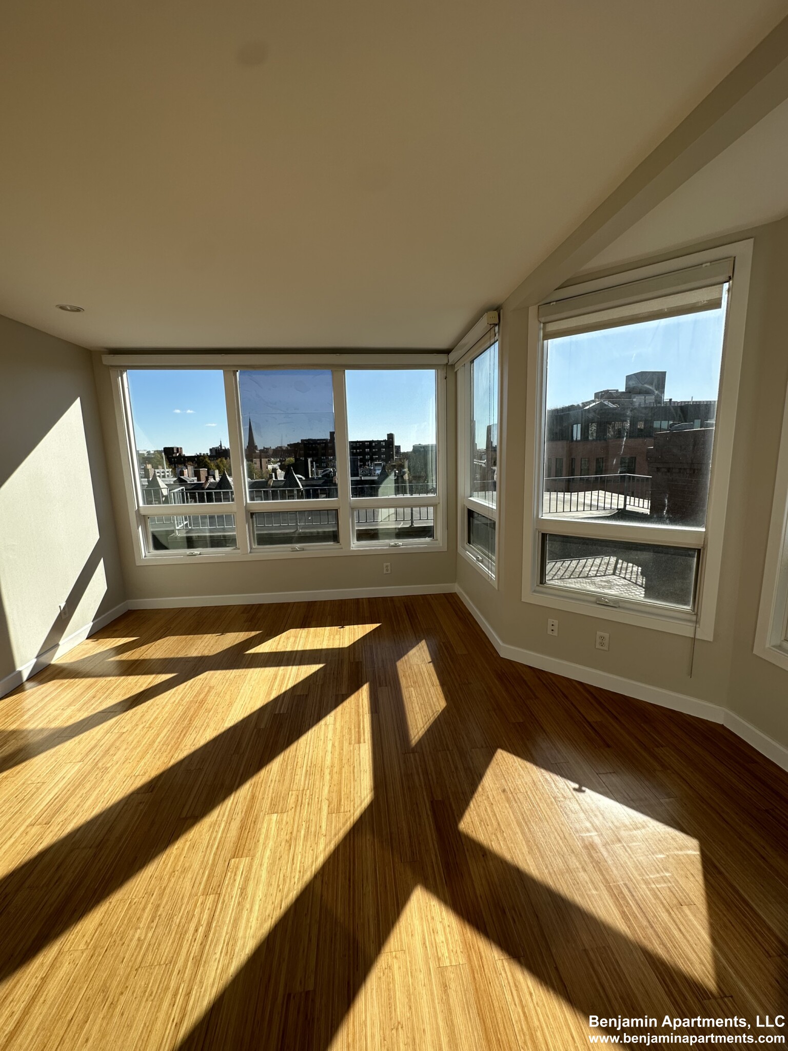 557 Columbus Ave, South End