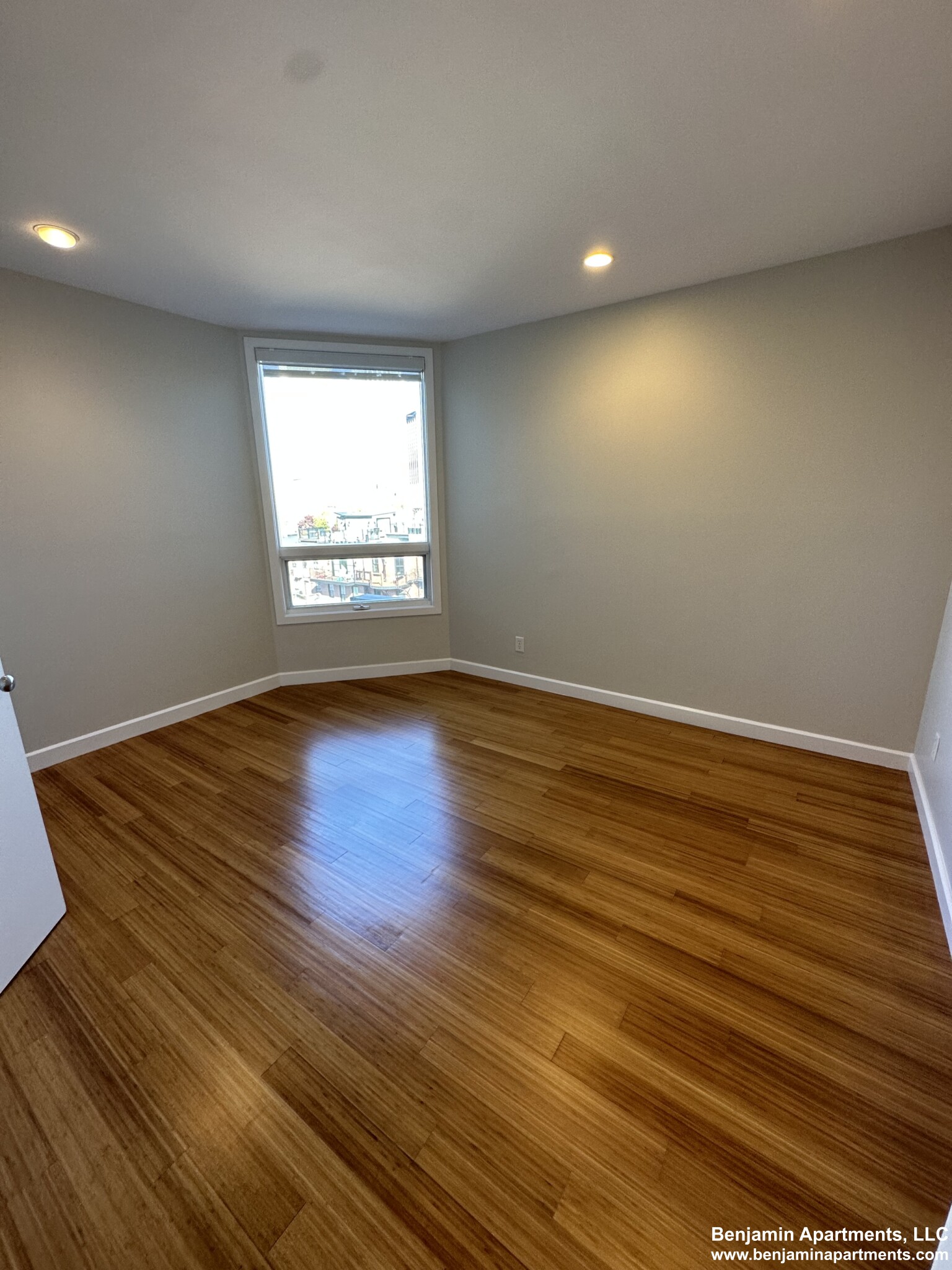 557 Columbus Ave, South End