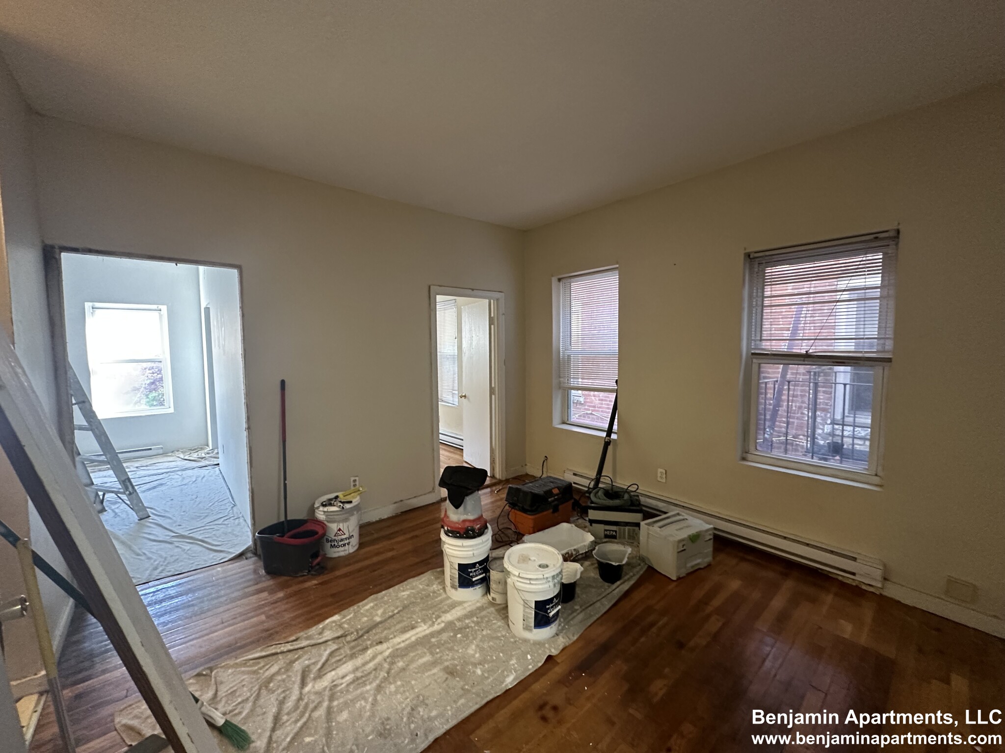 894 Huntington Ave, Mission Hill