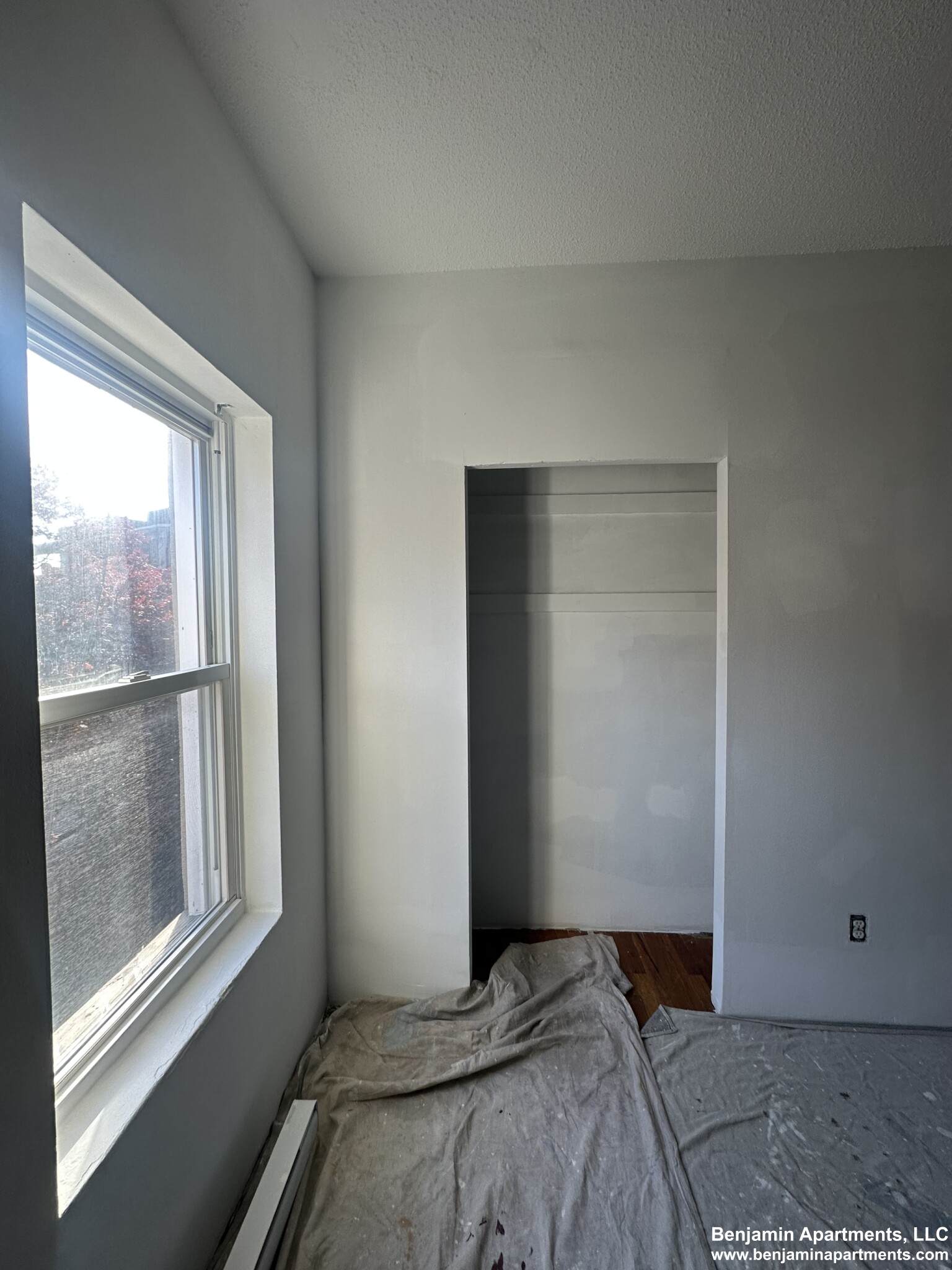 894 Huntington Ave, Mission Hill