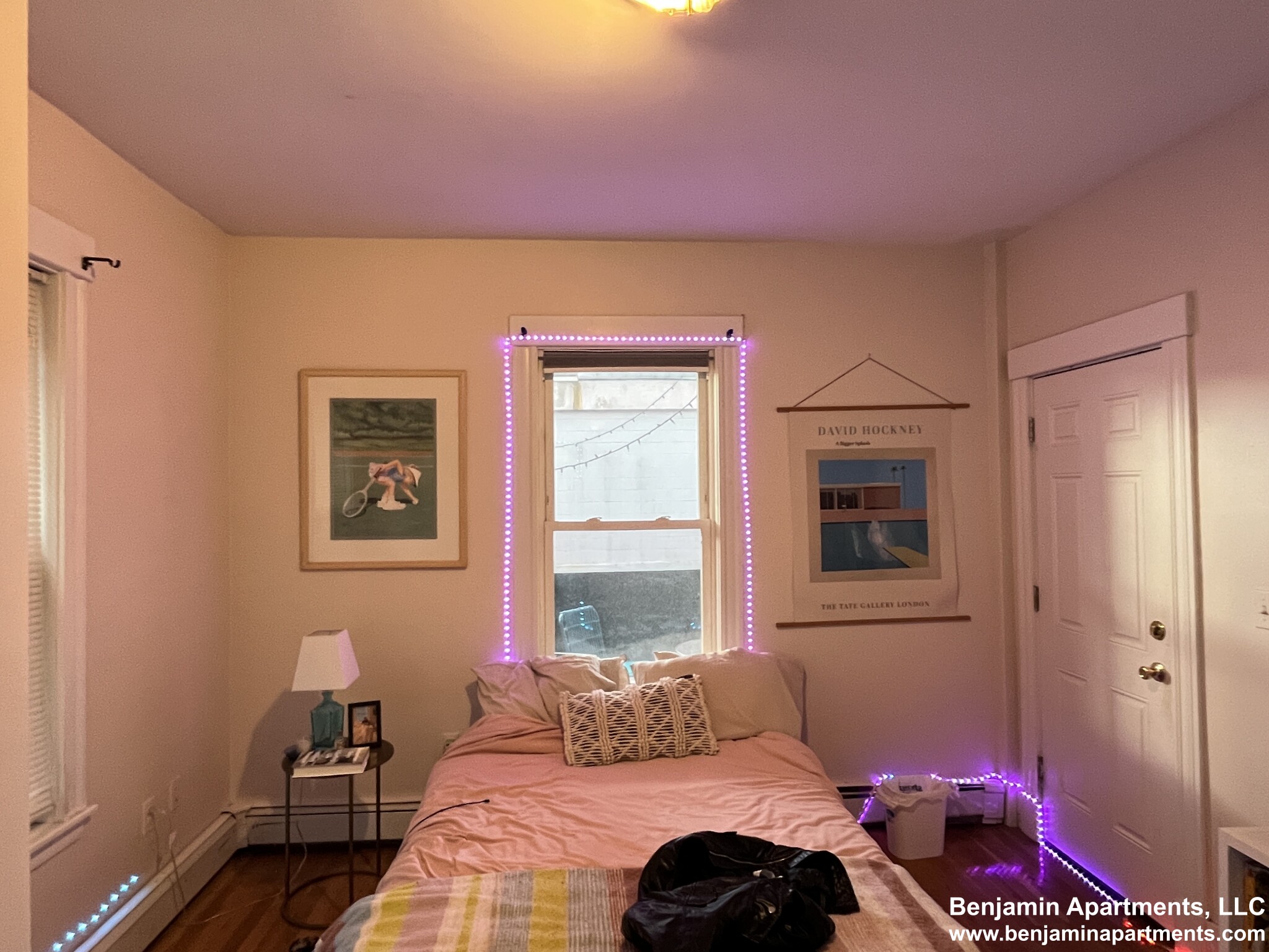 21 Saint Lukes Rd, Allston