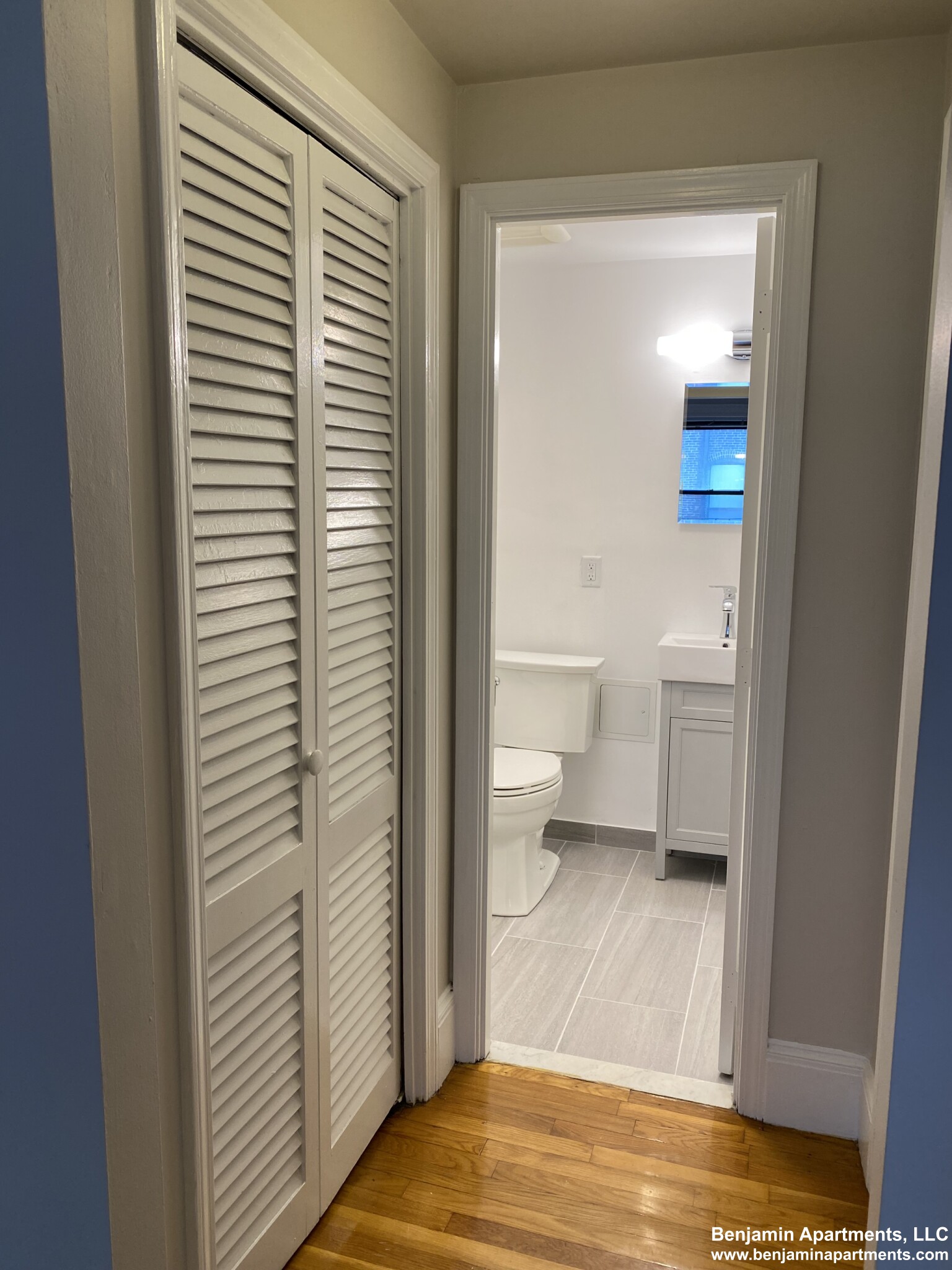 226 Newbury St, Back Bay