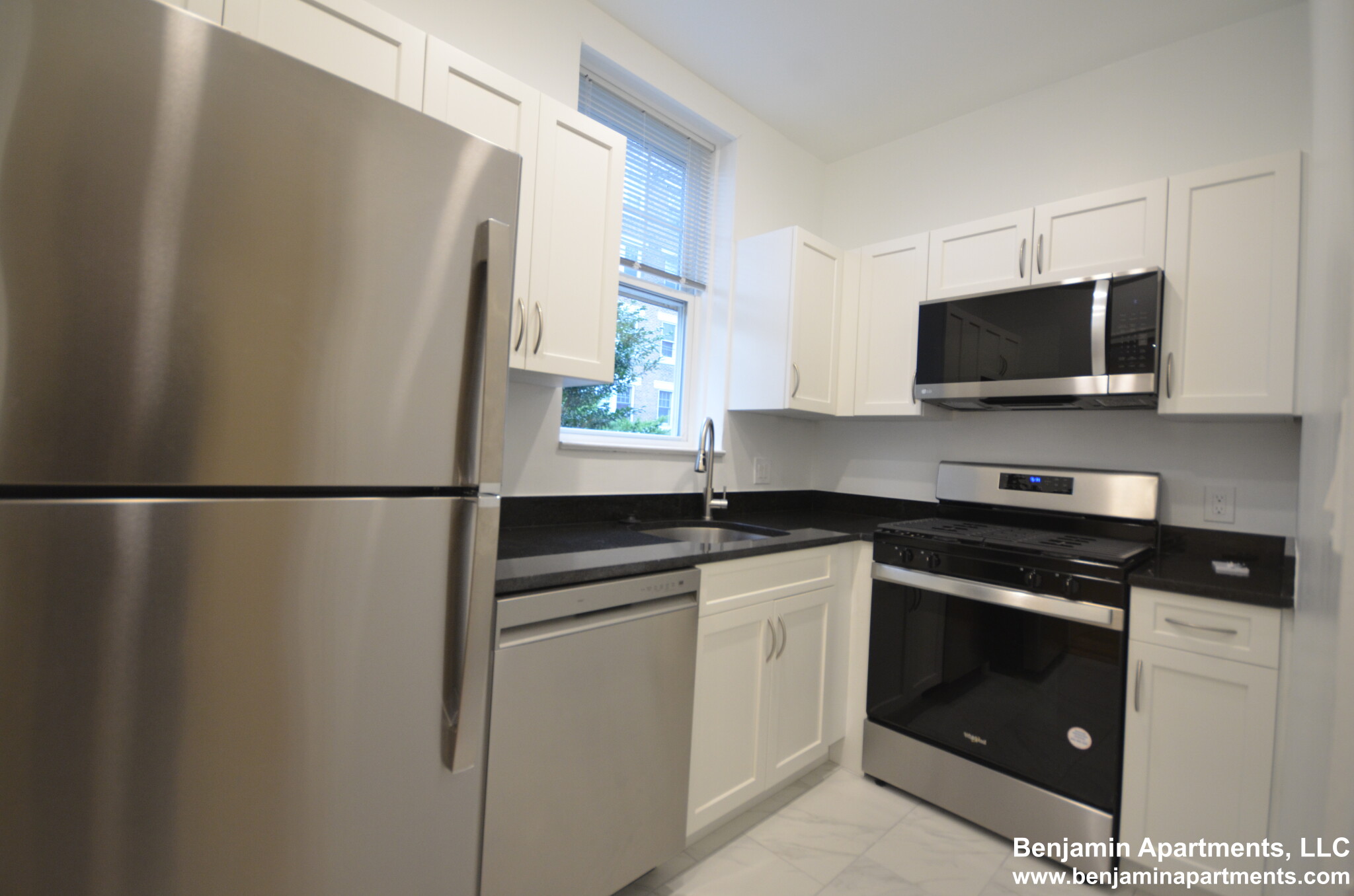 75 Kilsyth Rd, Brighton