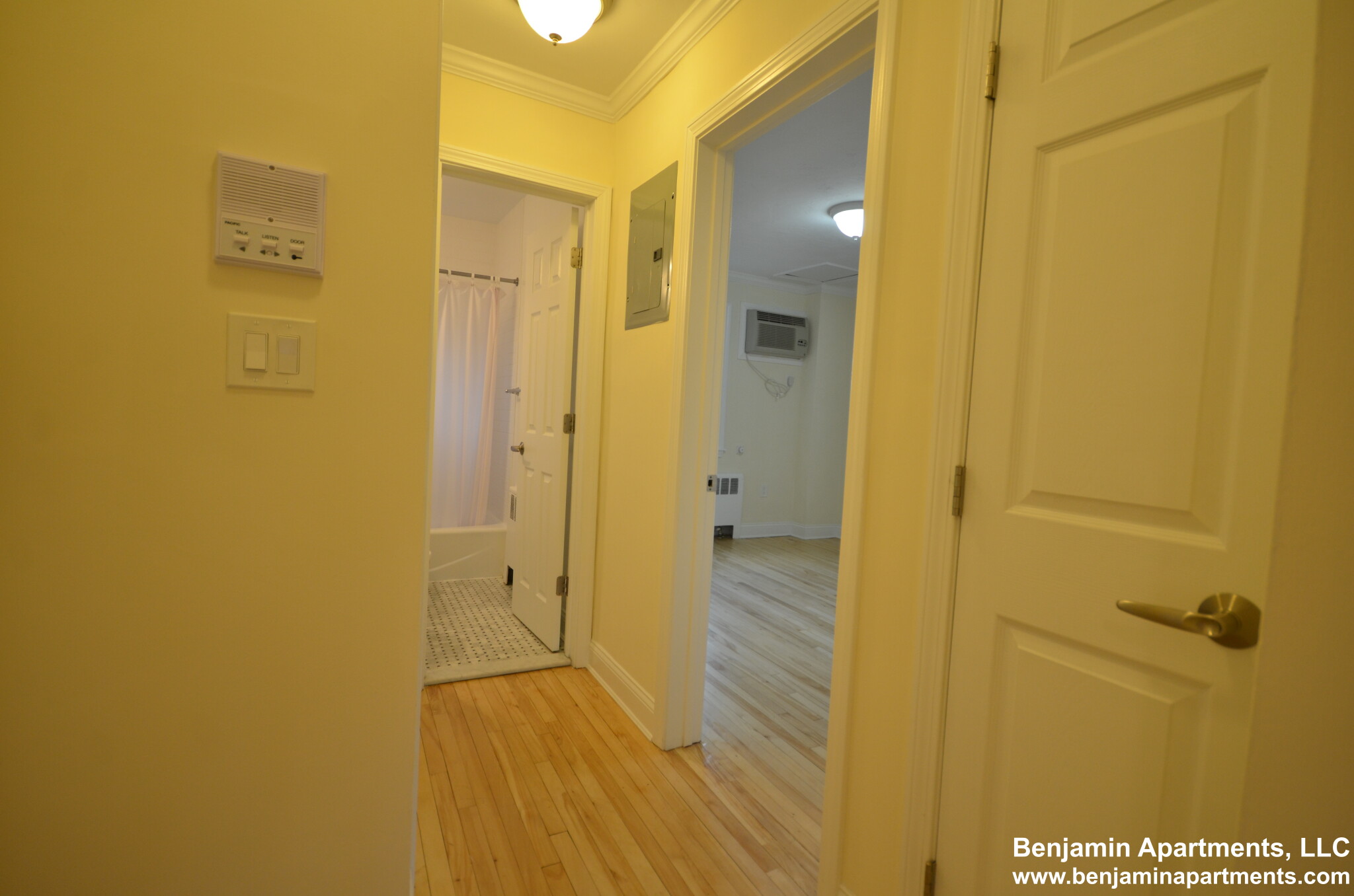 54 Alton Pl, Coolidge Corner