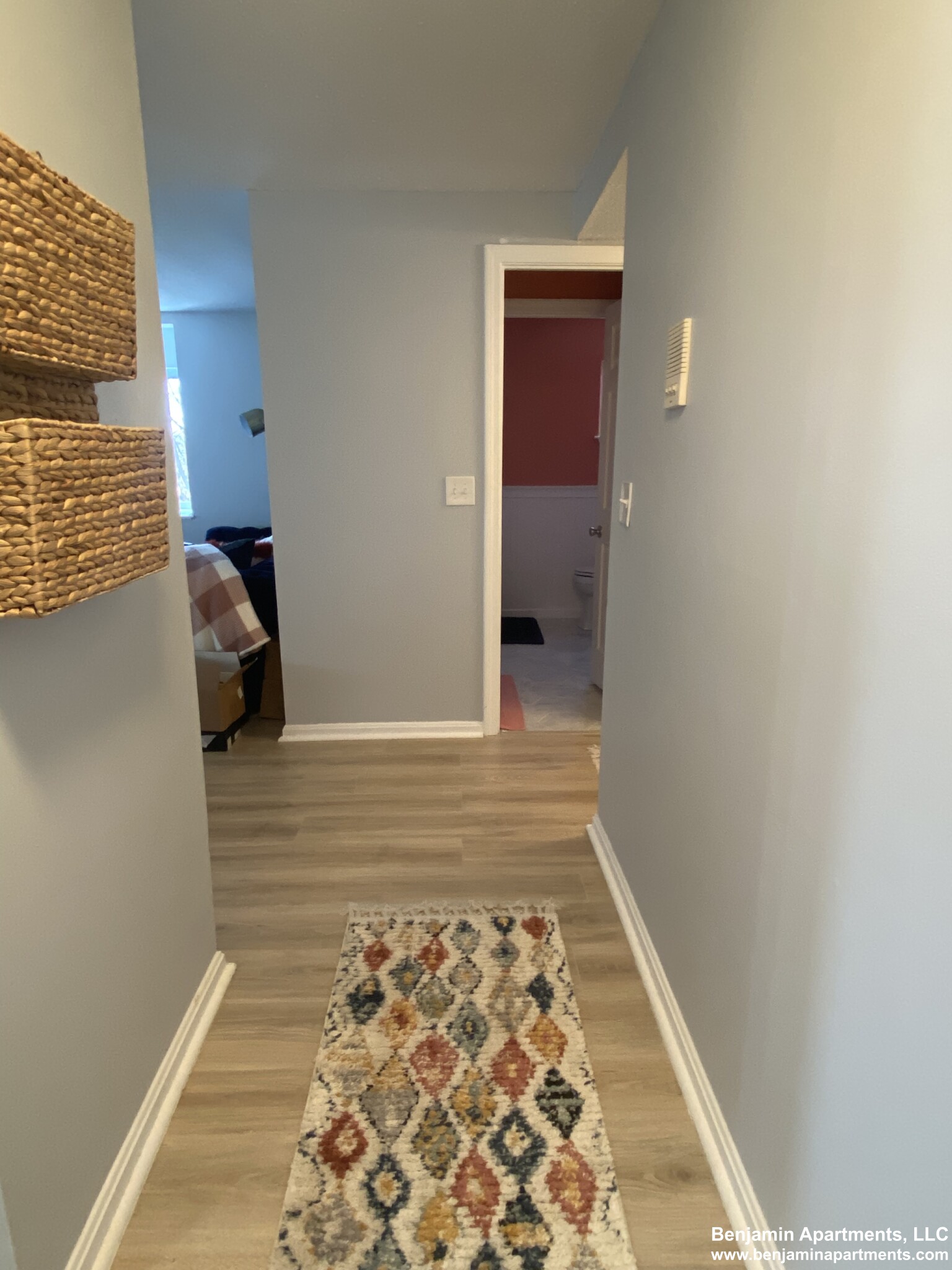 8 Beals Cove Rd, Hingham