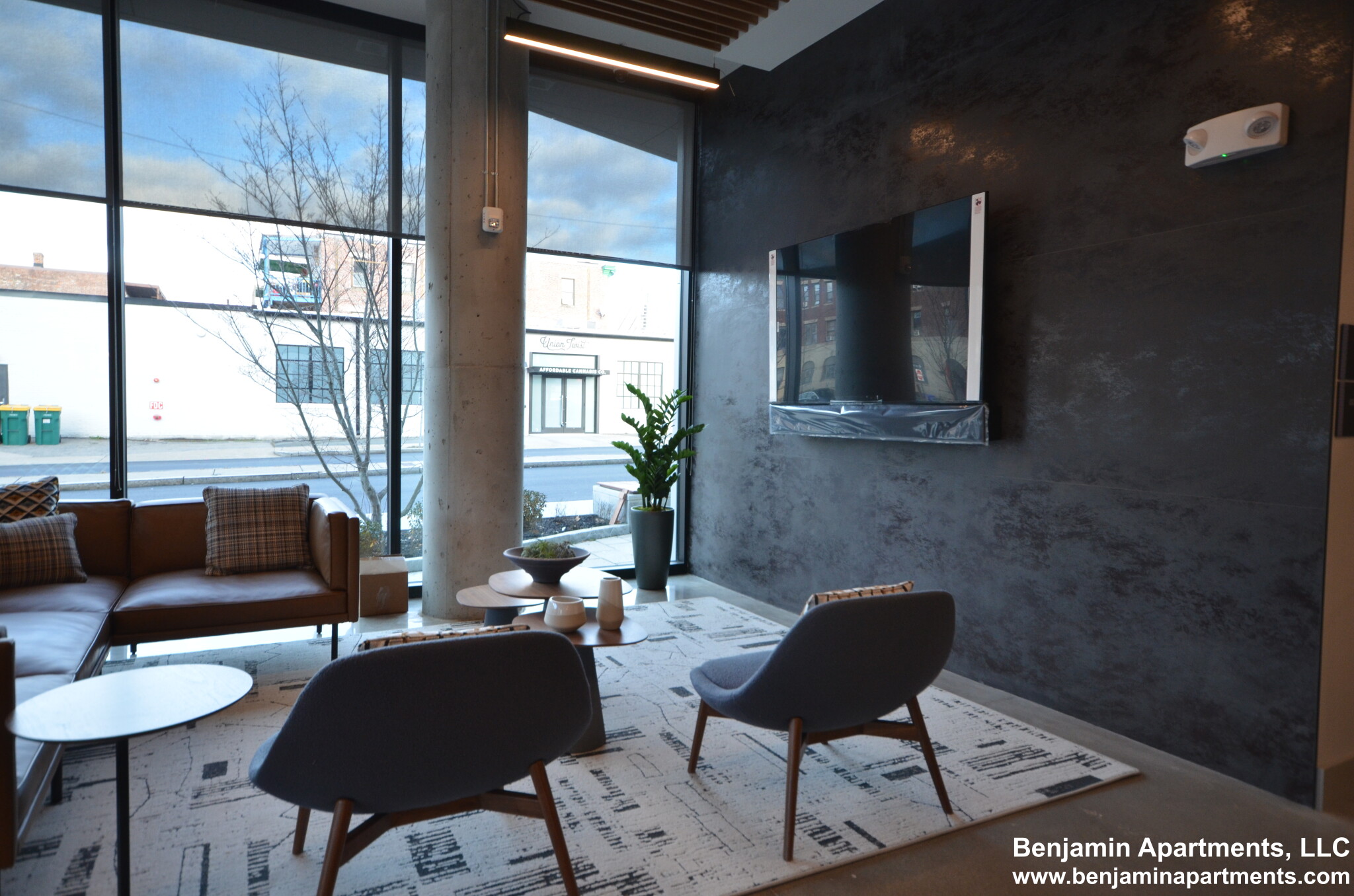 525 Lincoln St, Allston