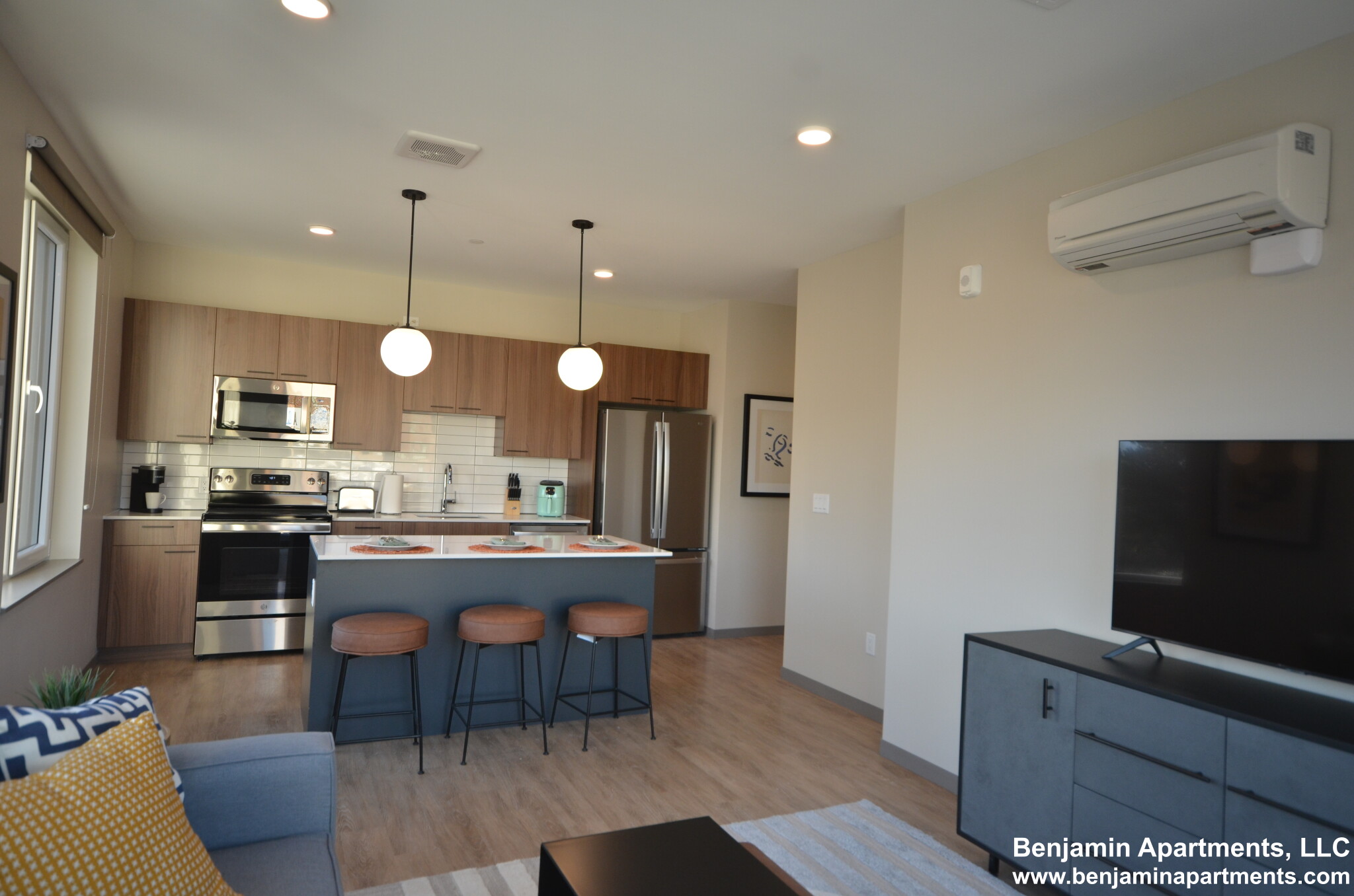 525 Lincoln St, Allston