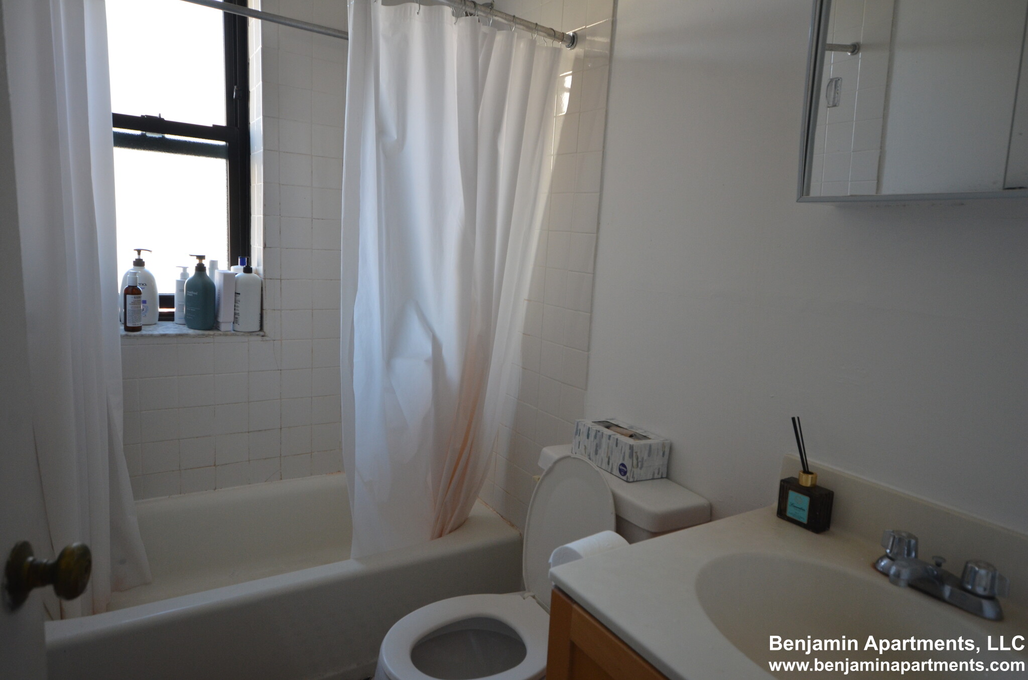 829 Beacon St, Fenway