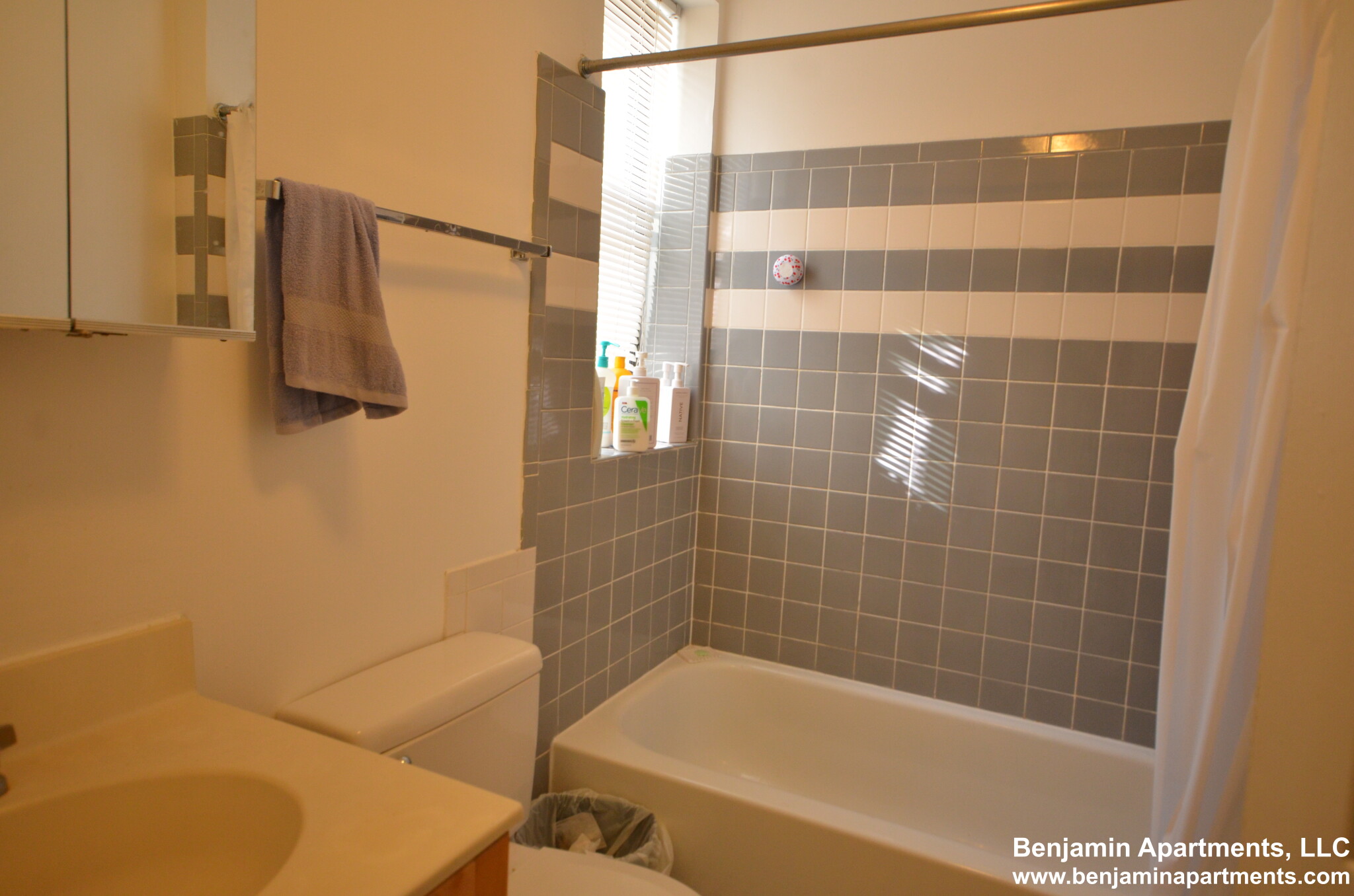 829 Beacon St, Fenway