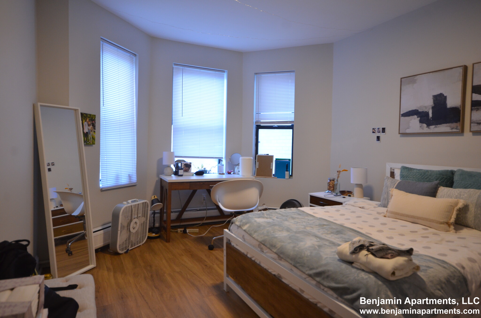 833 Beacon St, Fenway