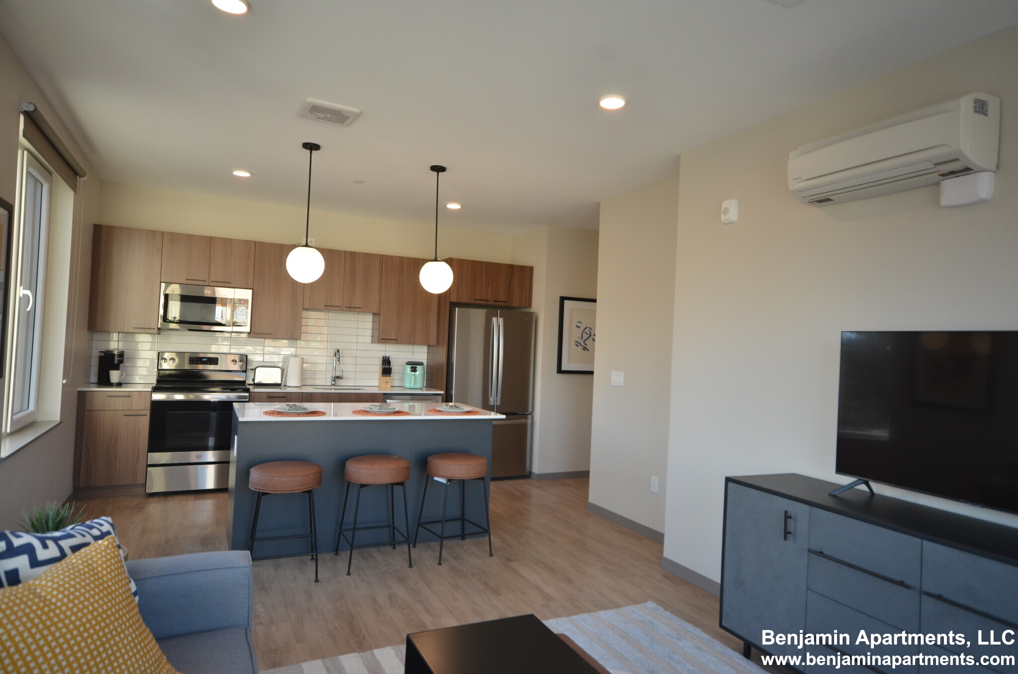 525 Lincoln St, Allston