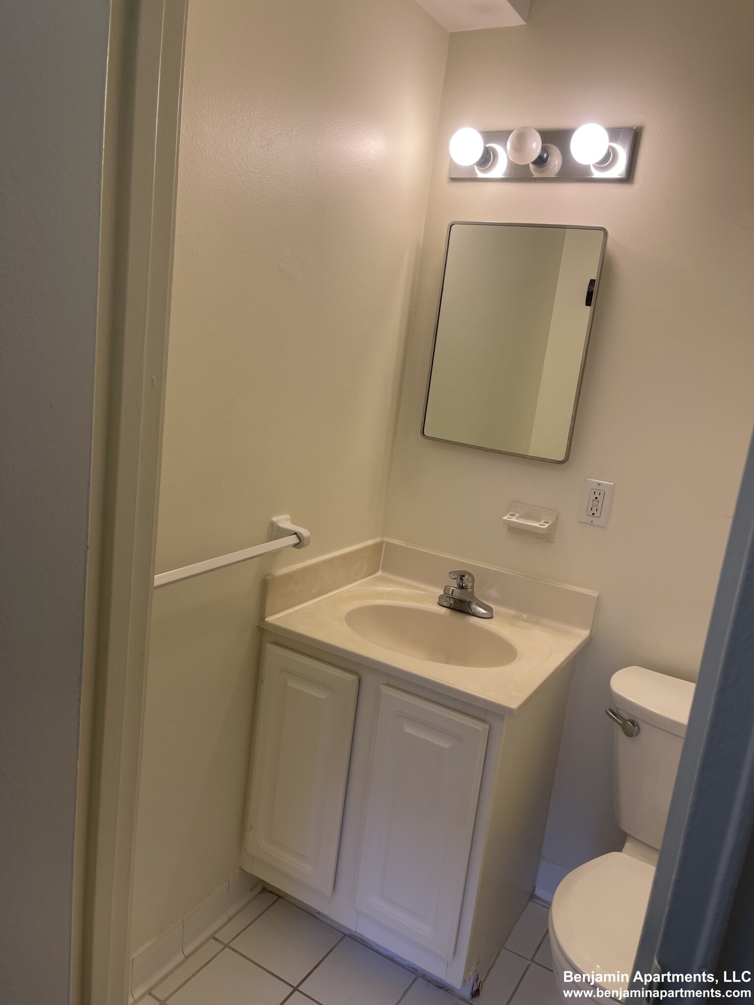 175 Freeman St, Coolidge Corner