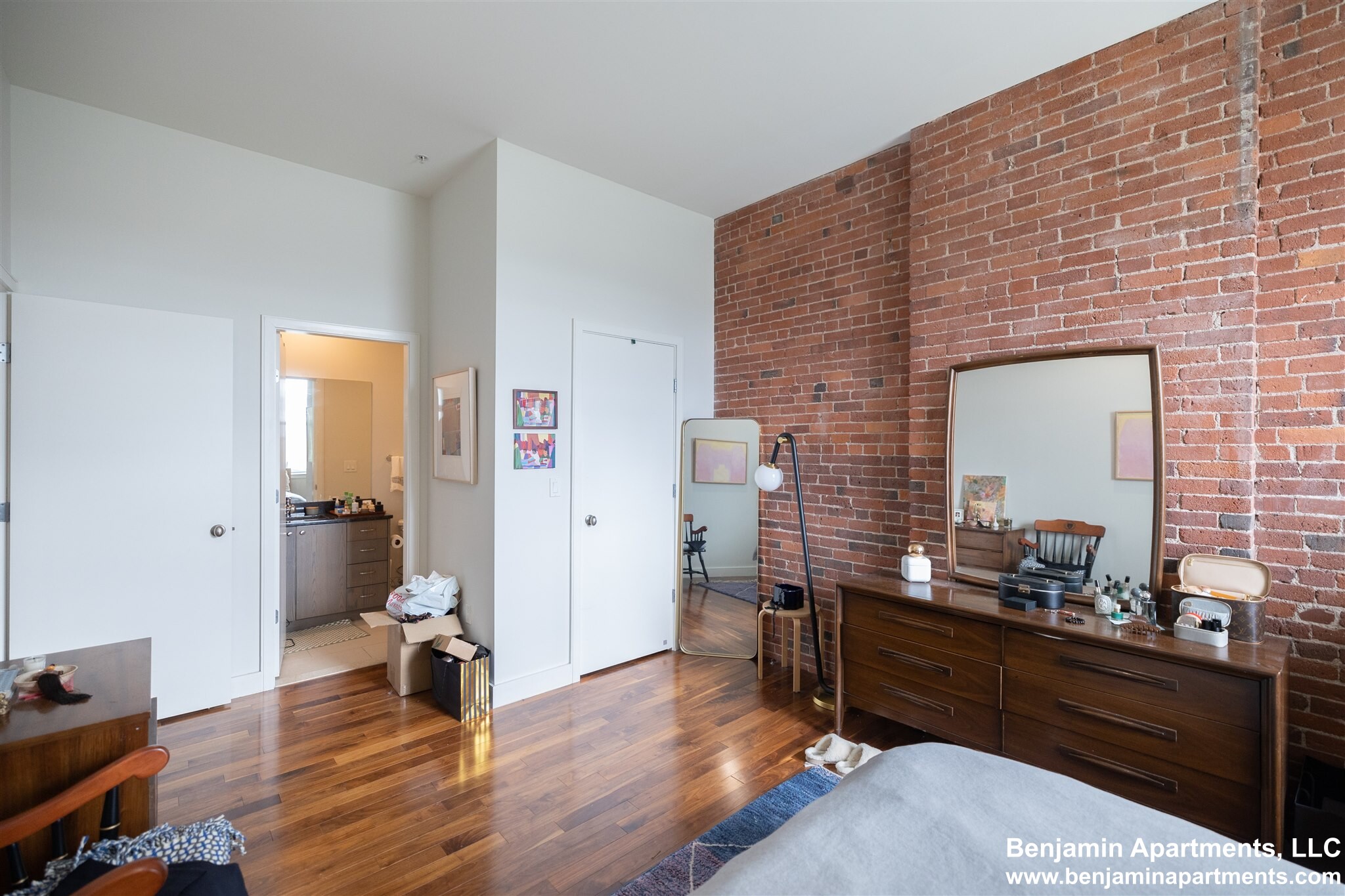 460 Harrison Ave, South End