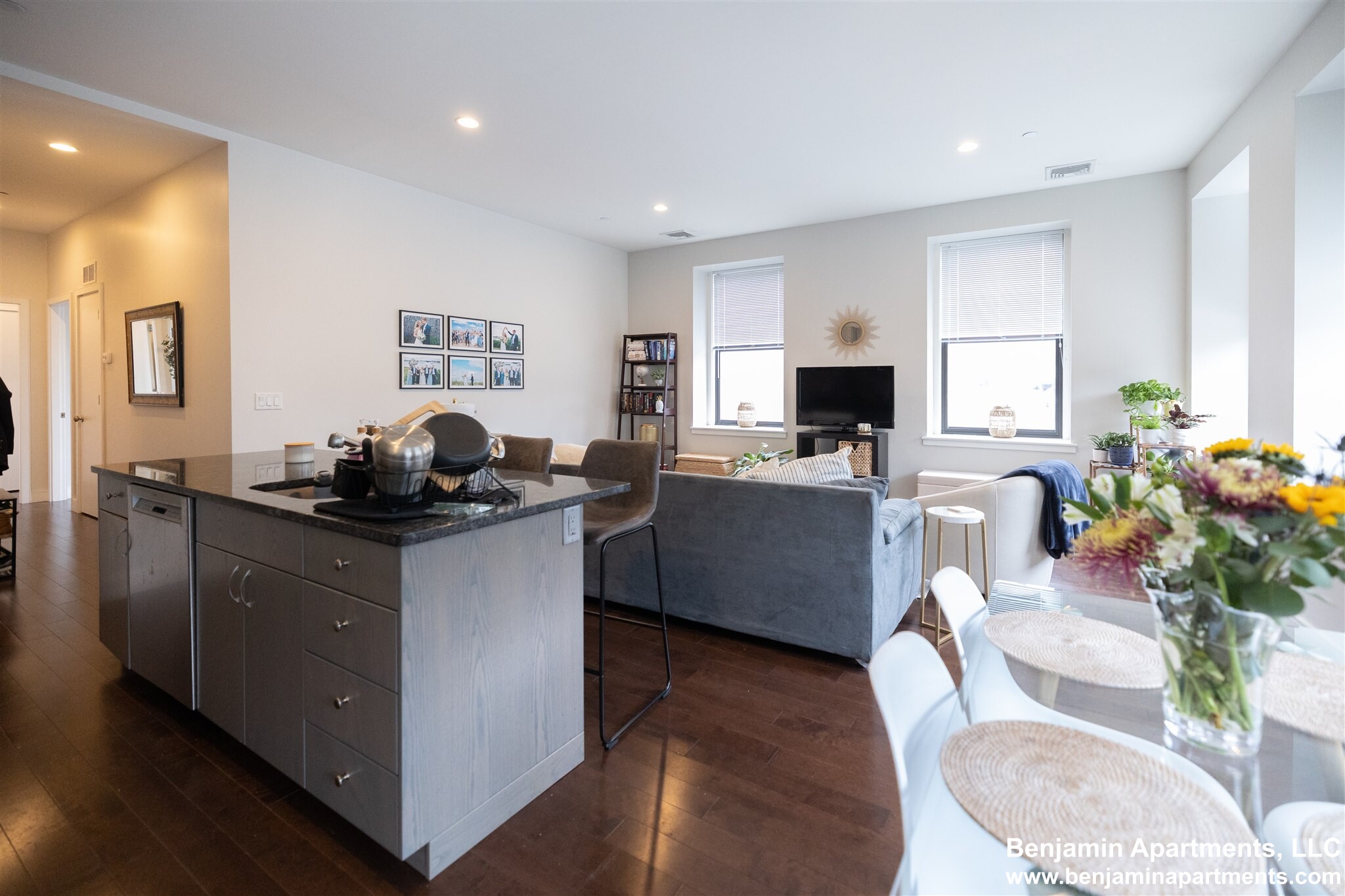 460 Harrison Ave, South End