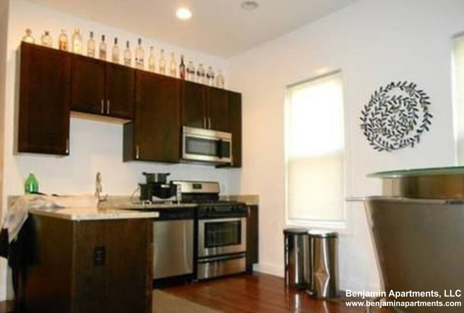 24 Ashford St, Allston