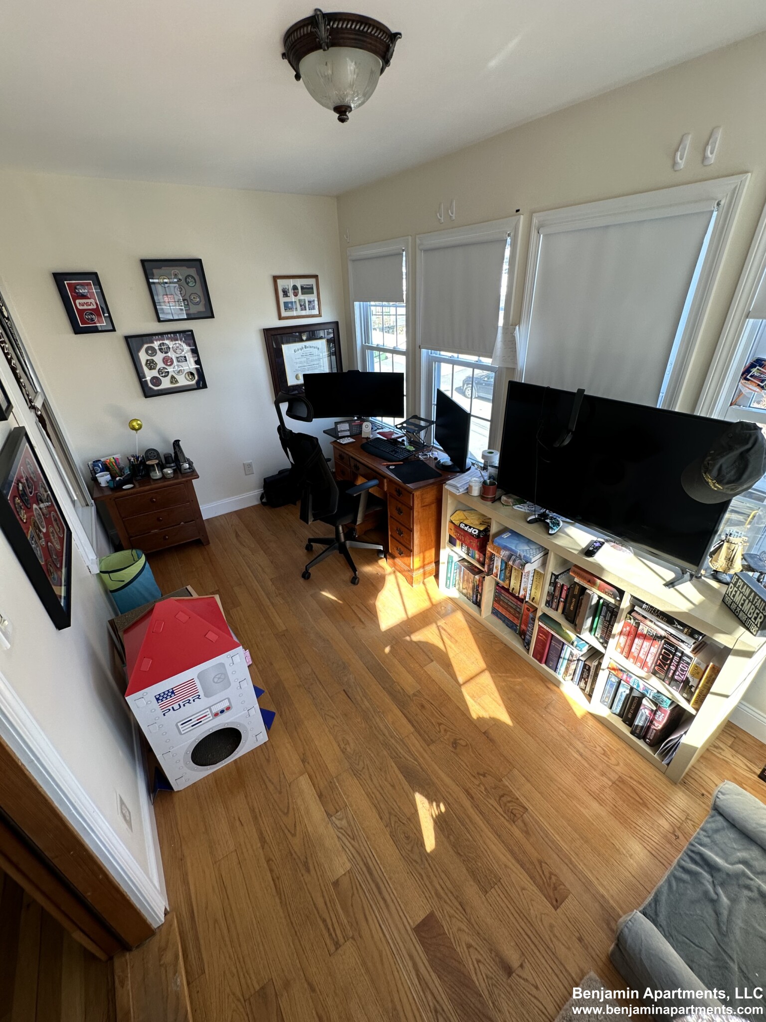 33 Adams, Mount Auburn (Watertown)