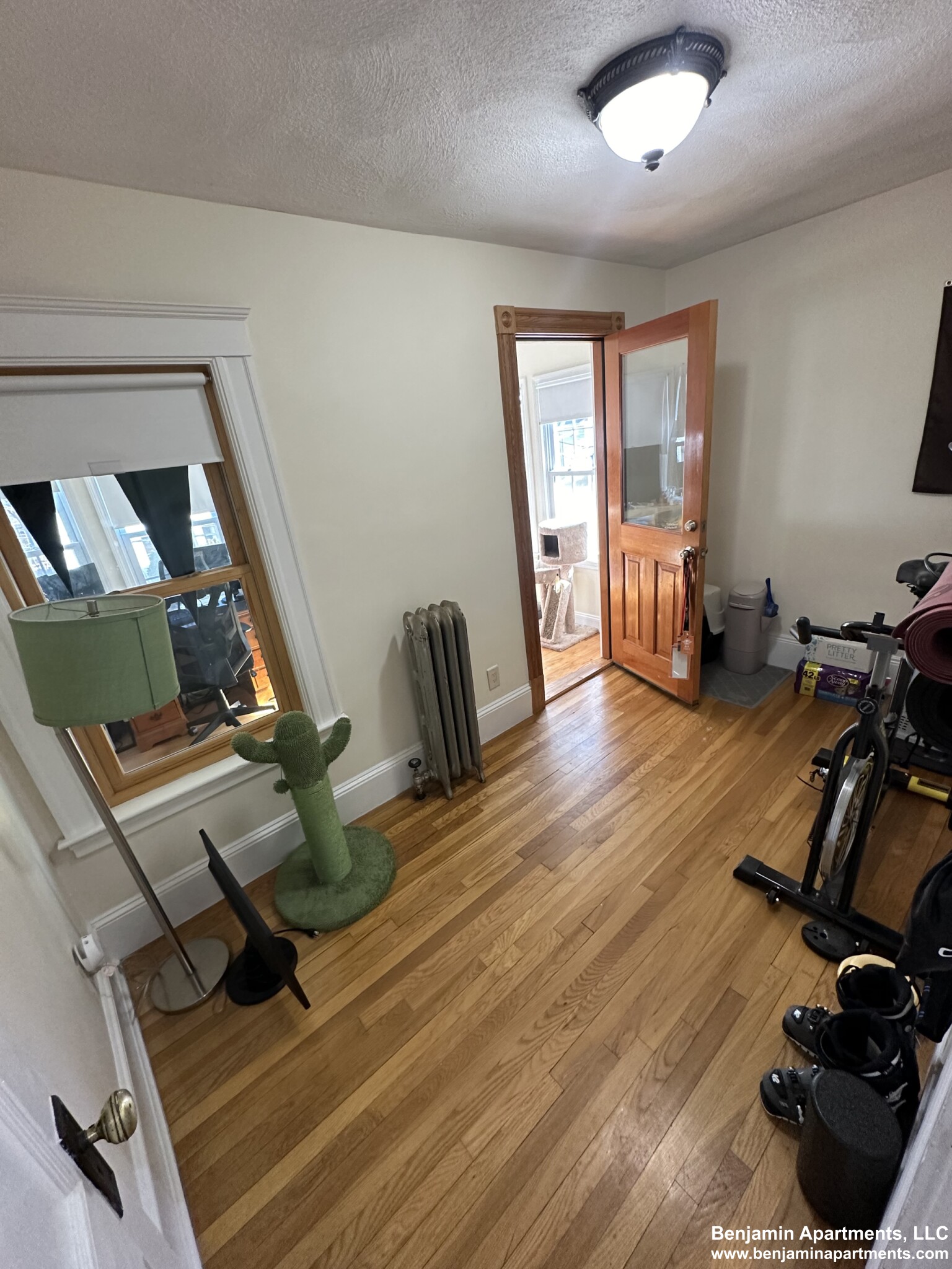 33 Adams, Mount Auburn (Watertown)