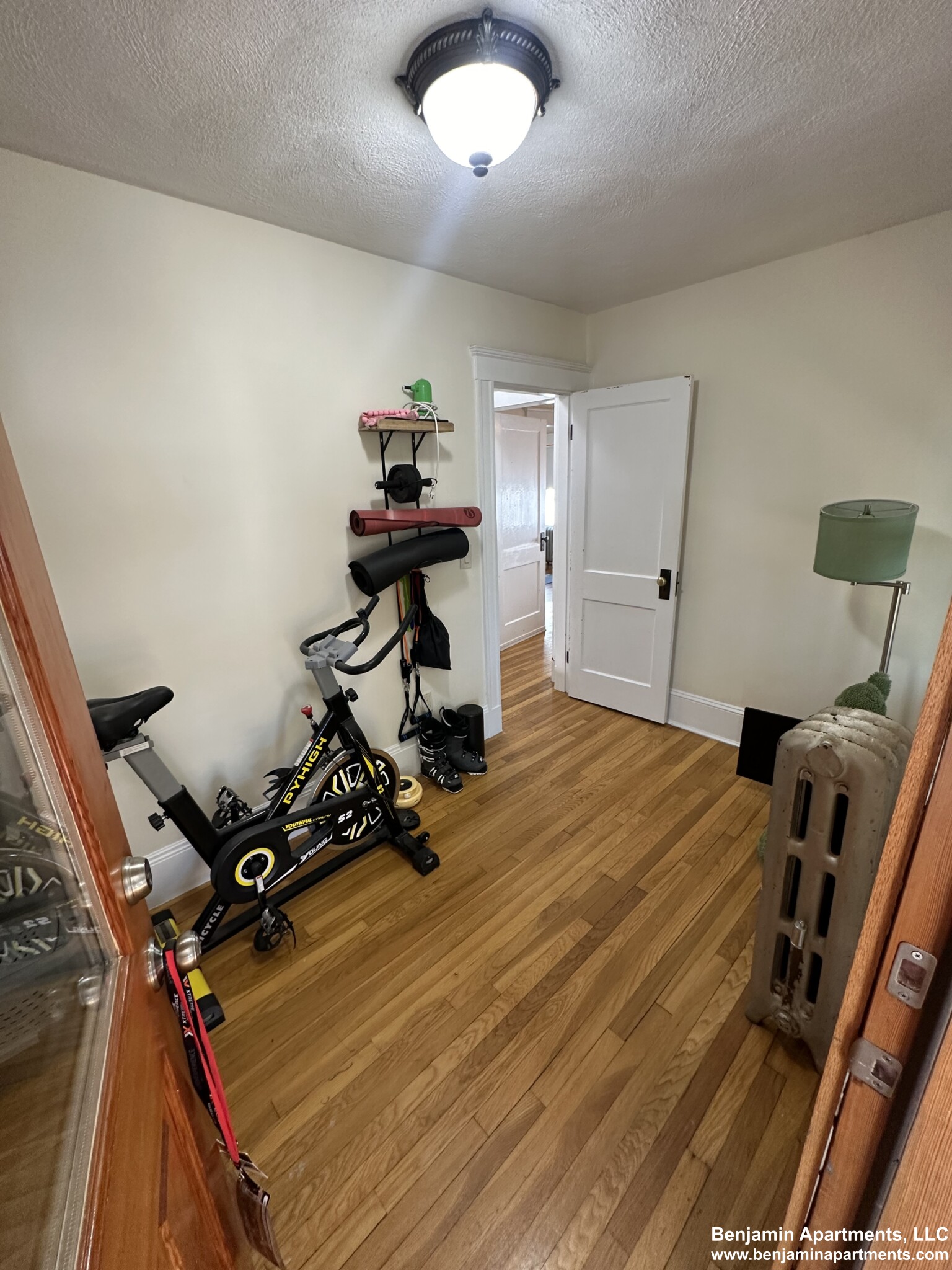 33 Adams, Mount Auburn (Watertown)