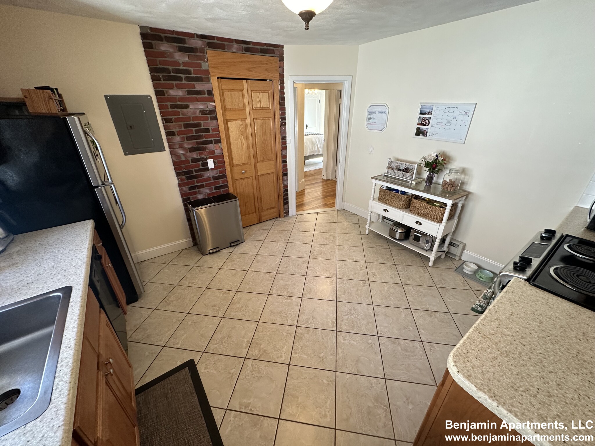 33 Adams, Mount Auburn (Watertown)